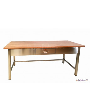 Mesa con tablero de madera de haya